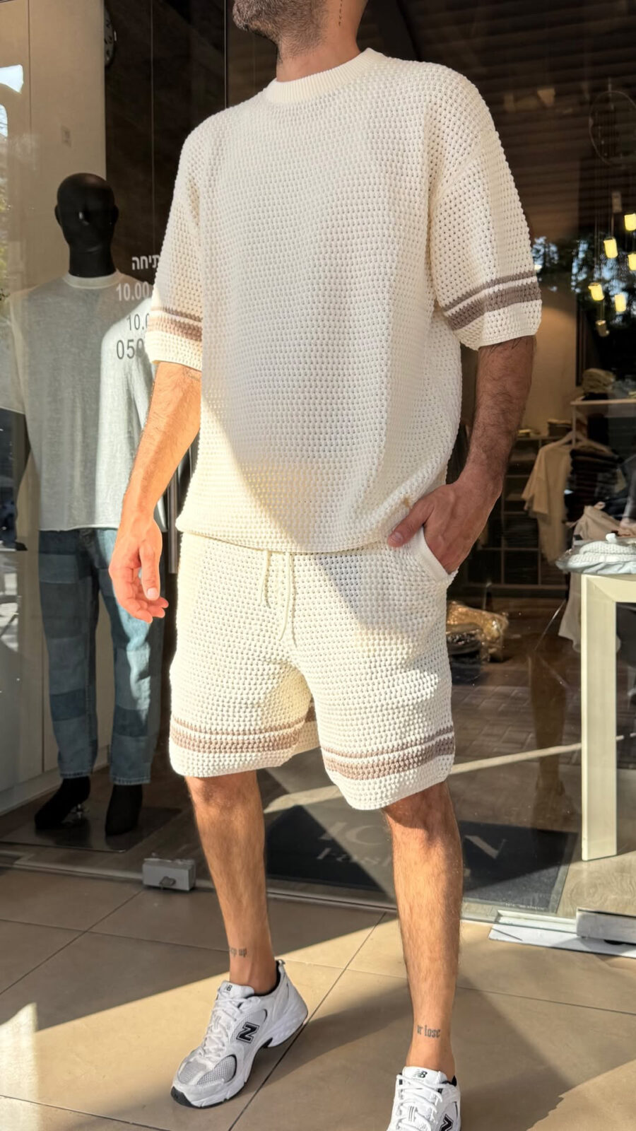חליפת אופנה שמנת