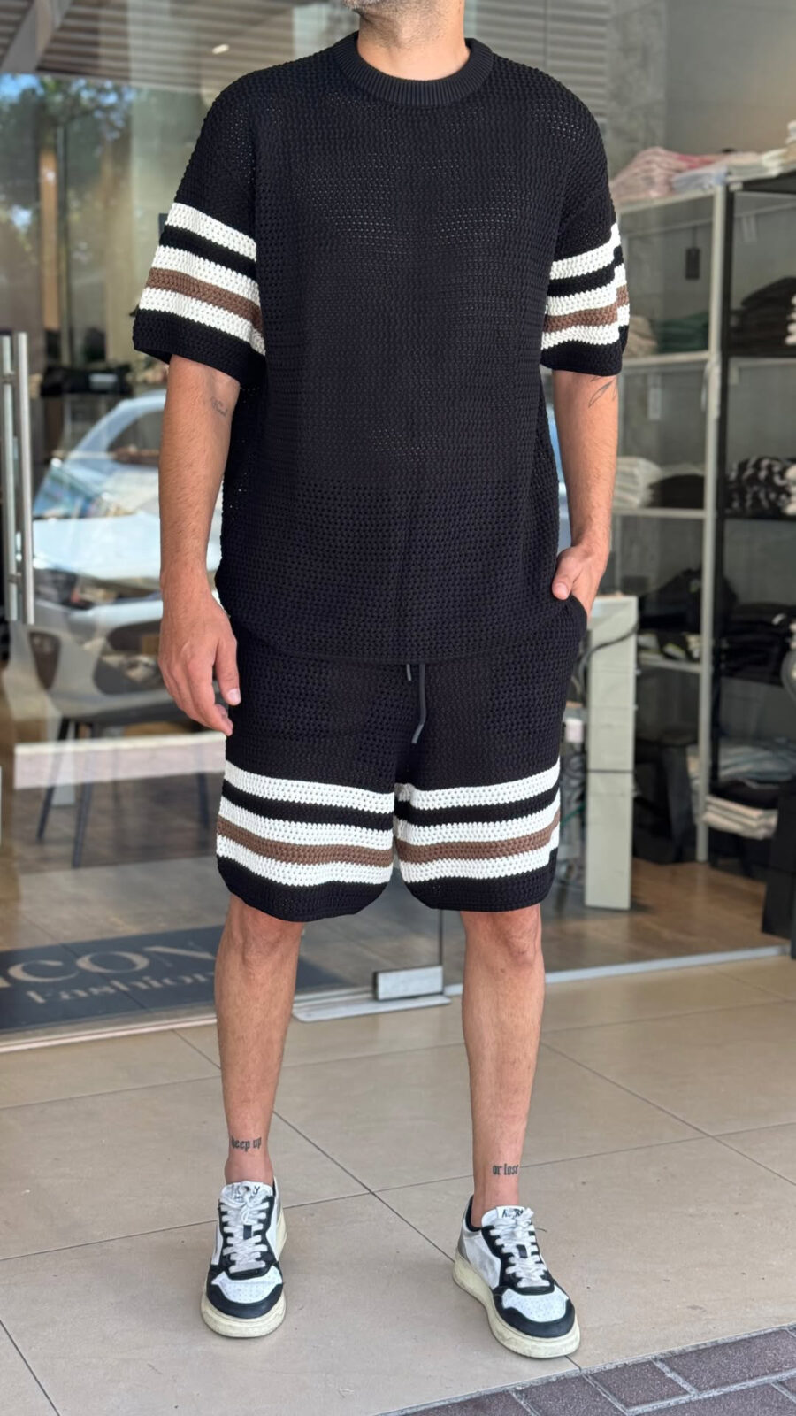 חליפת אופנה שחורה